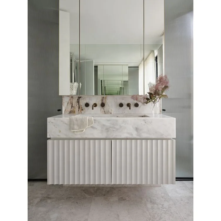Interior Design Organic Modern - 'Artisaner europäischer Stil, moderner Wasserhahn-Badezimmerschrank mit