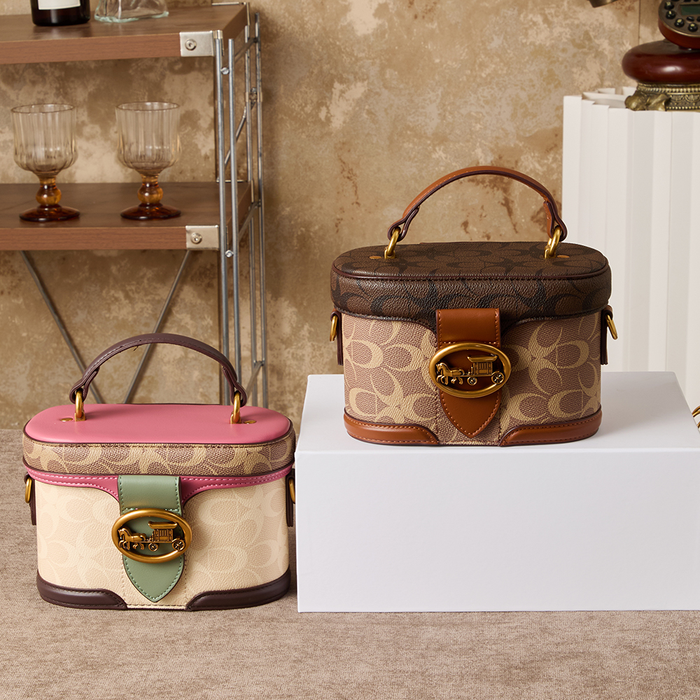 Interior Design Intern - Damenhandtasche 2026: Neue modische Nischen-Design Retro-Umhängetasche