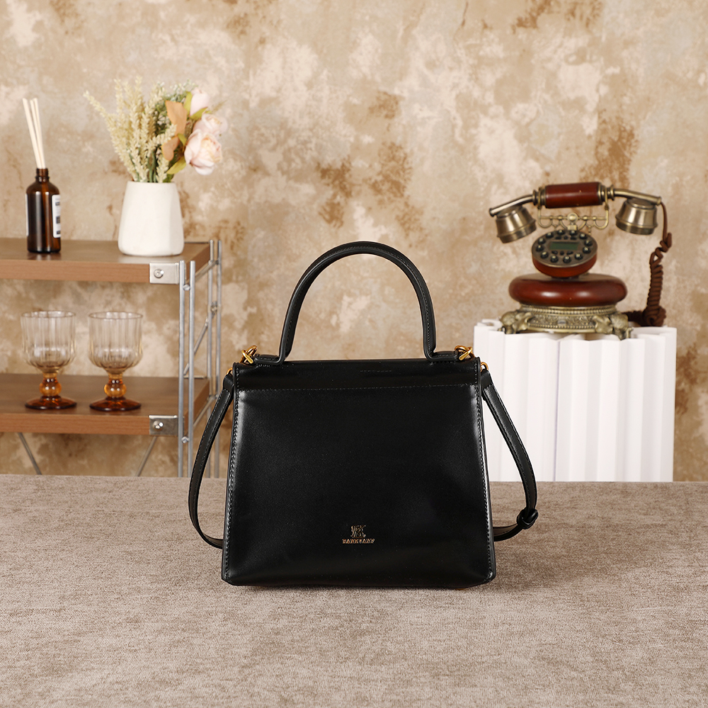 Damenhandtasche, Saison 2026 N – Interior Design Grid Bewertung und Preis