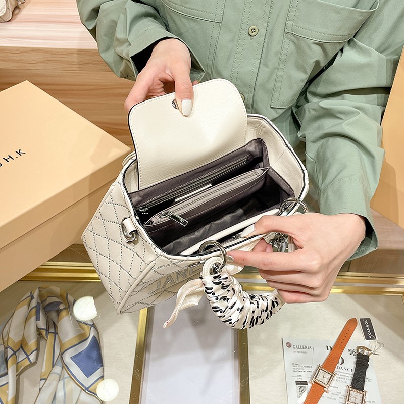 Marken-Damenhandtasche 2025 Ne – Interior Design Grid Bewertung und Preis