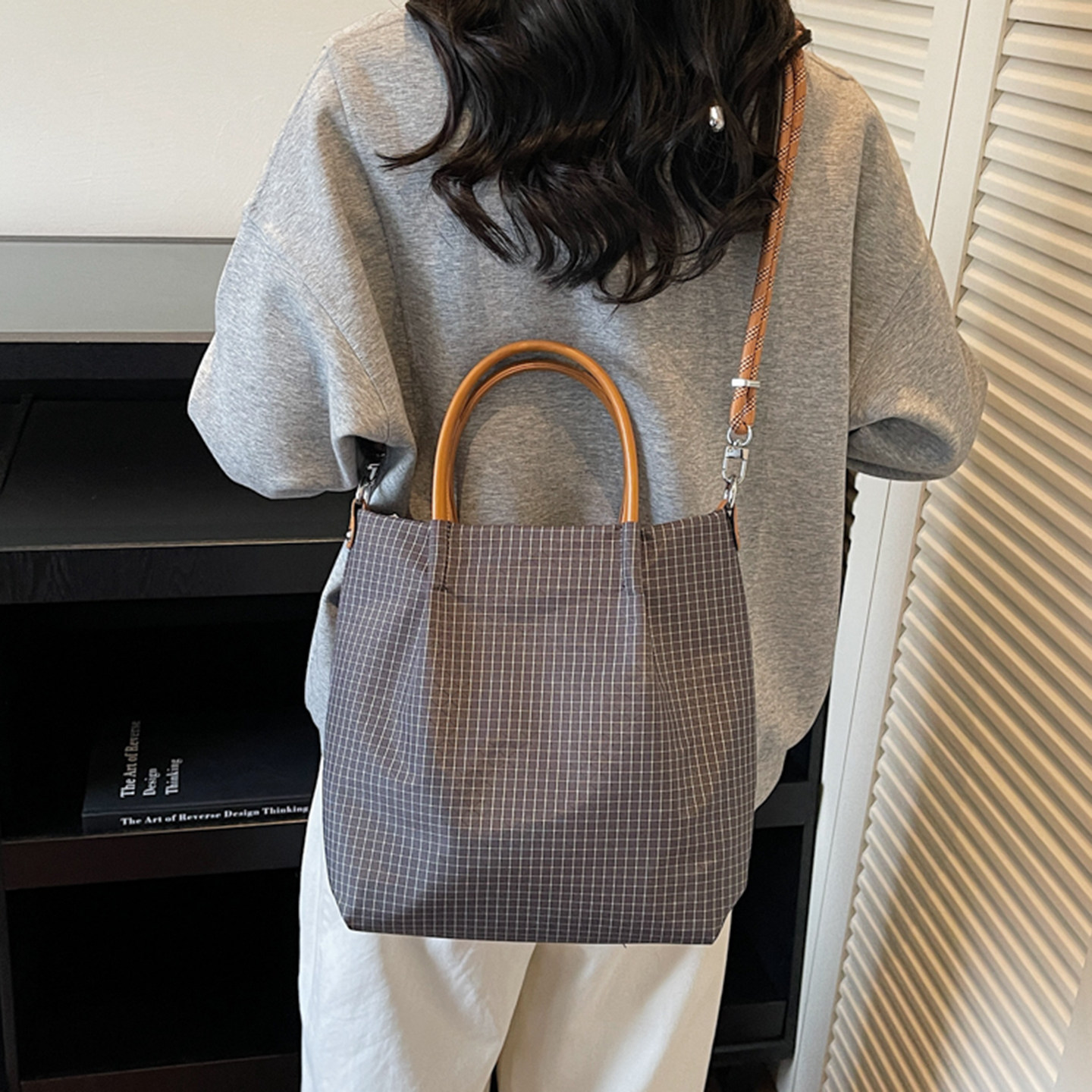 Nylon-Tragetaschen im Karo-Des – Interior Design Japanese Bewertung und Preis